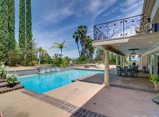 4025 Alonzo Ave, Encino, CA 91316