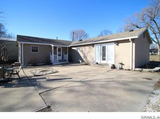5056 Lakeview Dr, Granite City, IL