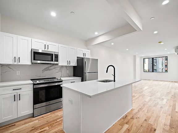 2nd image of 463 W 125th St #5C