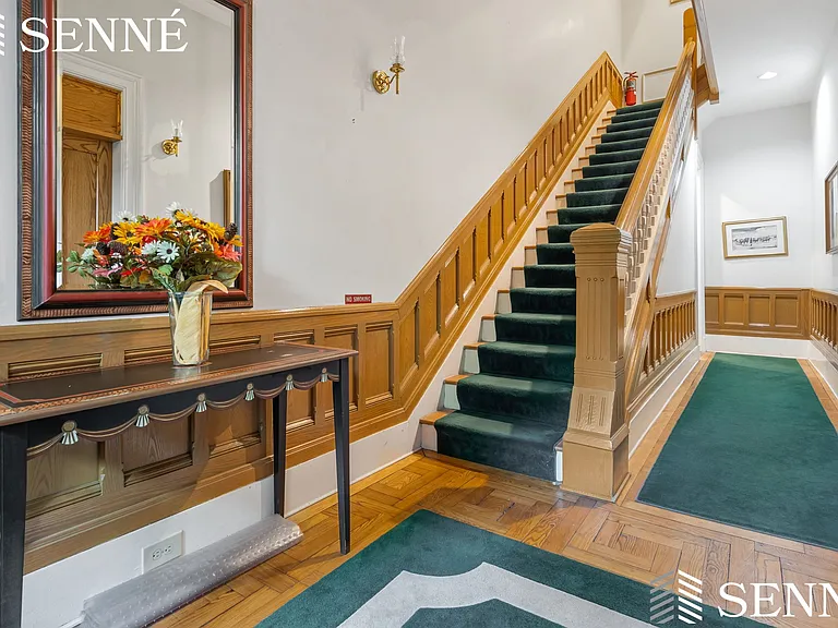 216-218 Commonwealth Ave #4 — Photo 2