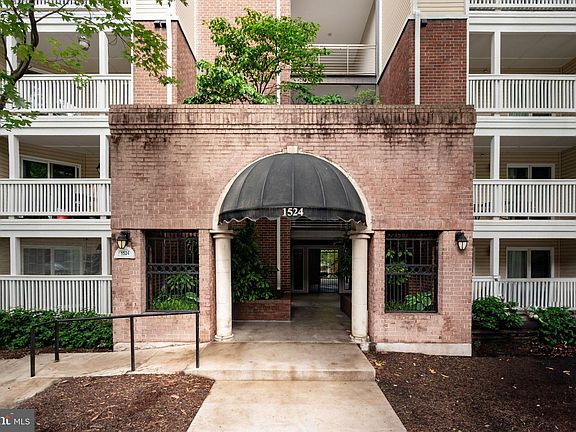 3rd image of 1524 Lincoln Way APT 409