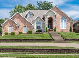 2364 S Forrest Heights Ave, Springfield, MO 65809