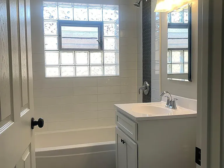 3747 N Harlem Ave #C — Photo 3