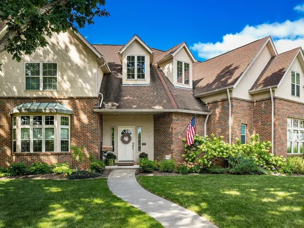 321 S Roosevelt Ave, Bexley, OH 43209