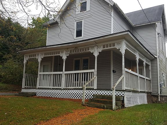 3rd image of 114 Hedges St #1