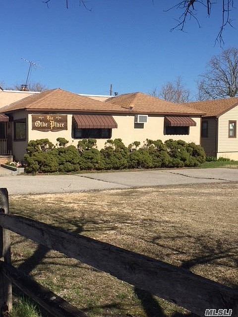 2nd image of 424 Bayville Ave