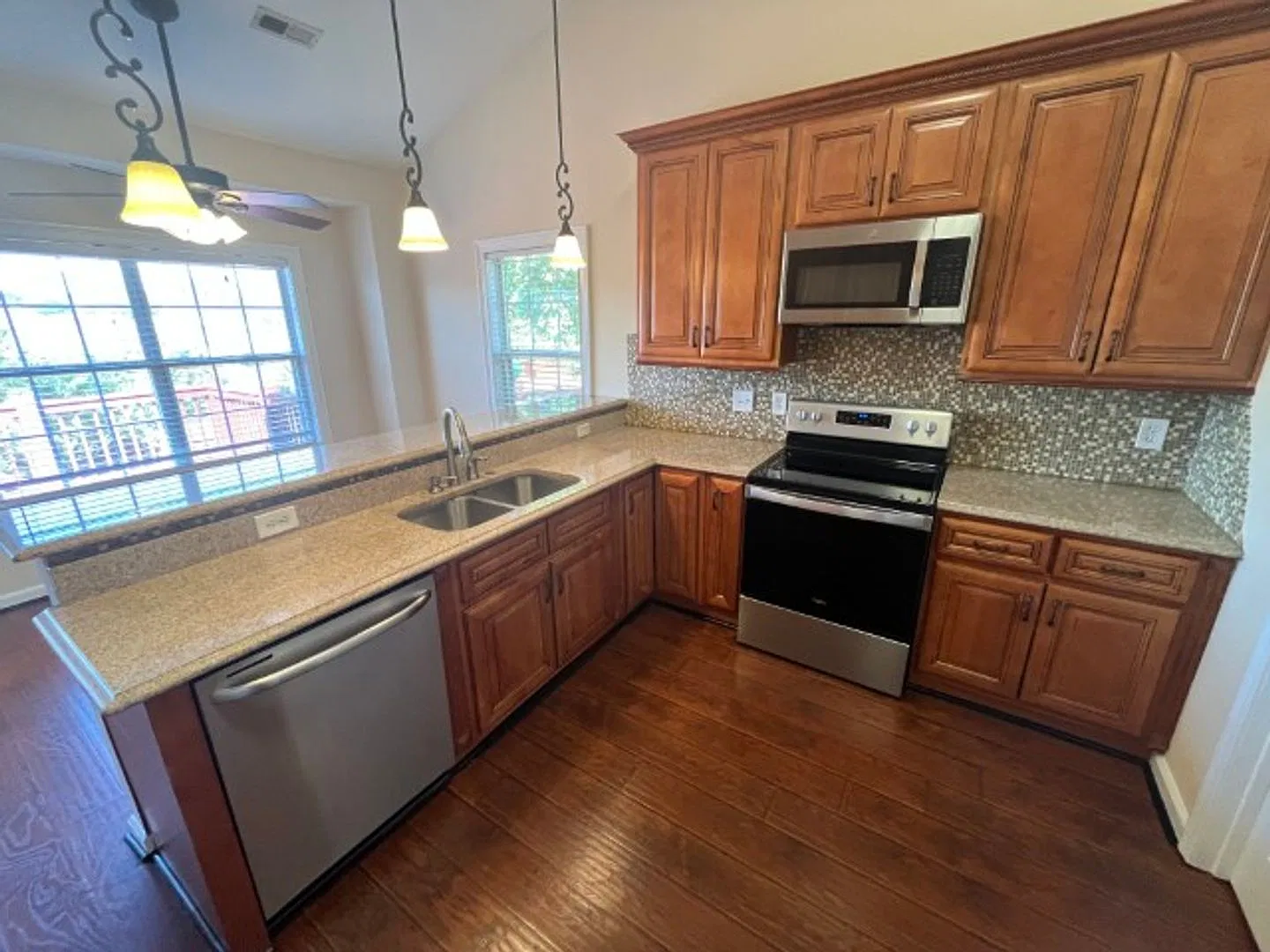 Mansker Farms with bonus room! — Photo 3