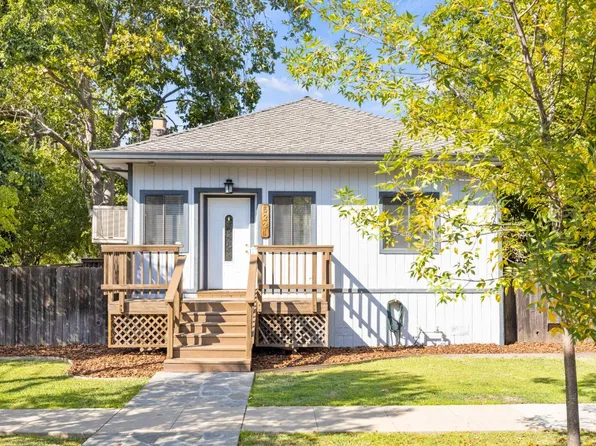 5221 San Francisco Blvd, Sacramento, CA 95820