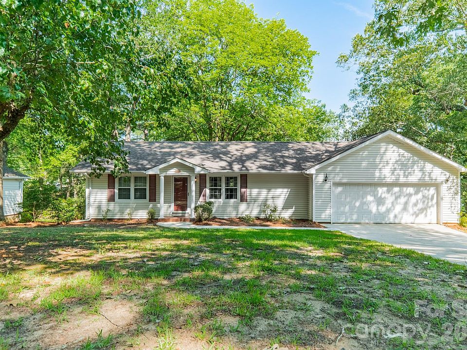 1st image of 1077 E Shore Dr
