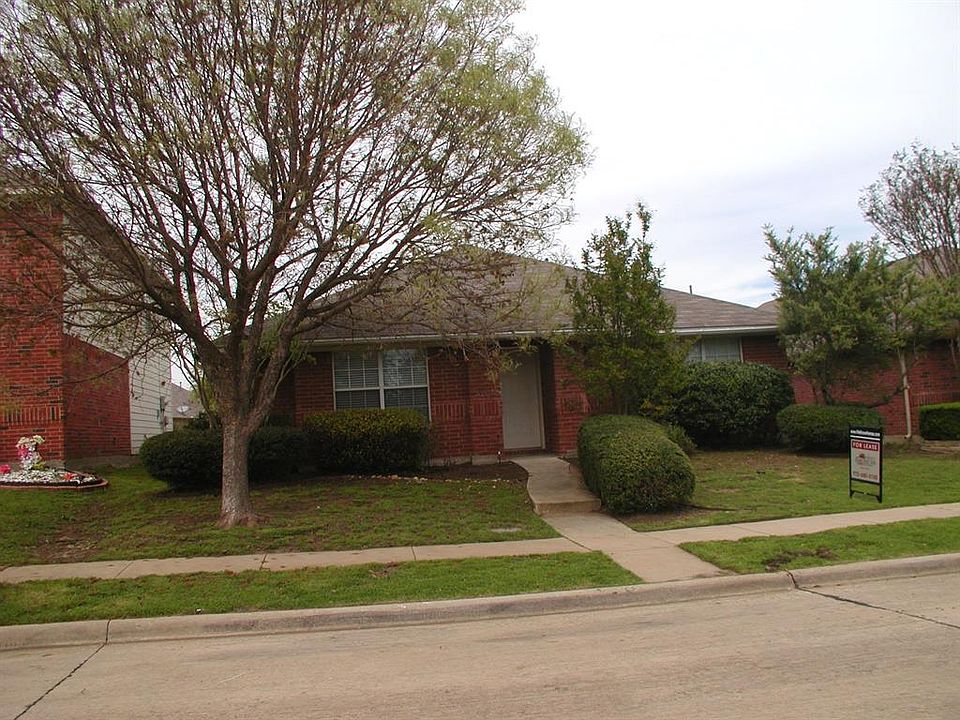 1st image of 5204 Boxwood Ln