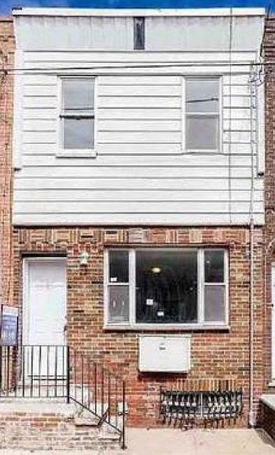 1st image of 129 Dudley St