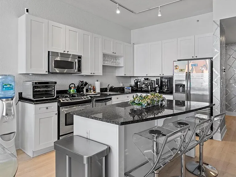 150 E Robinson St #2906 — Photo 10