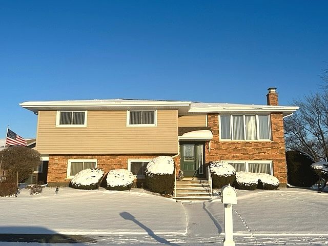 1st image of 16665 Parkview Ave