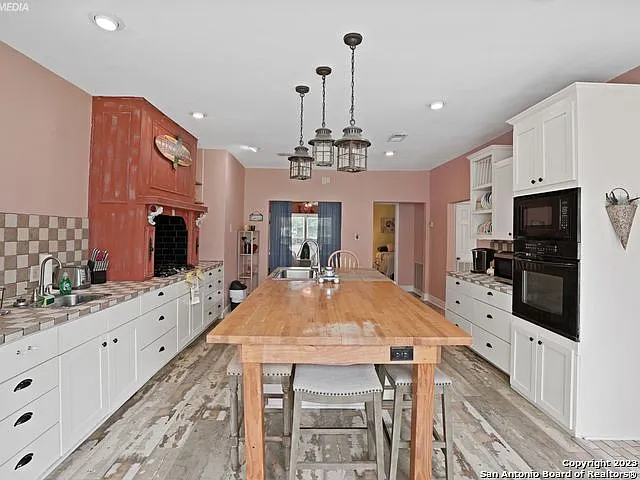 222 S 12th St — Photo 15