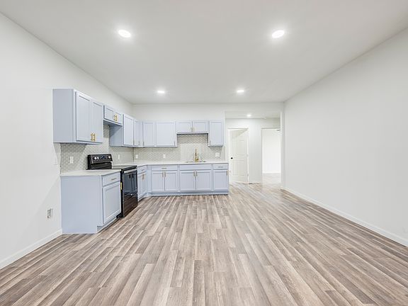 5th image of 1024 Elmwood Ave