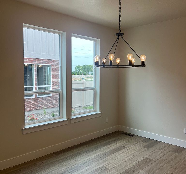 Downstairs dining area