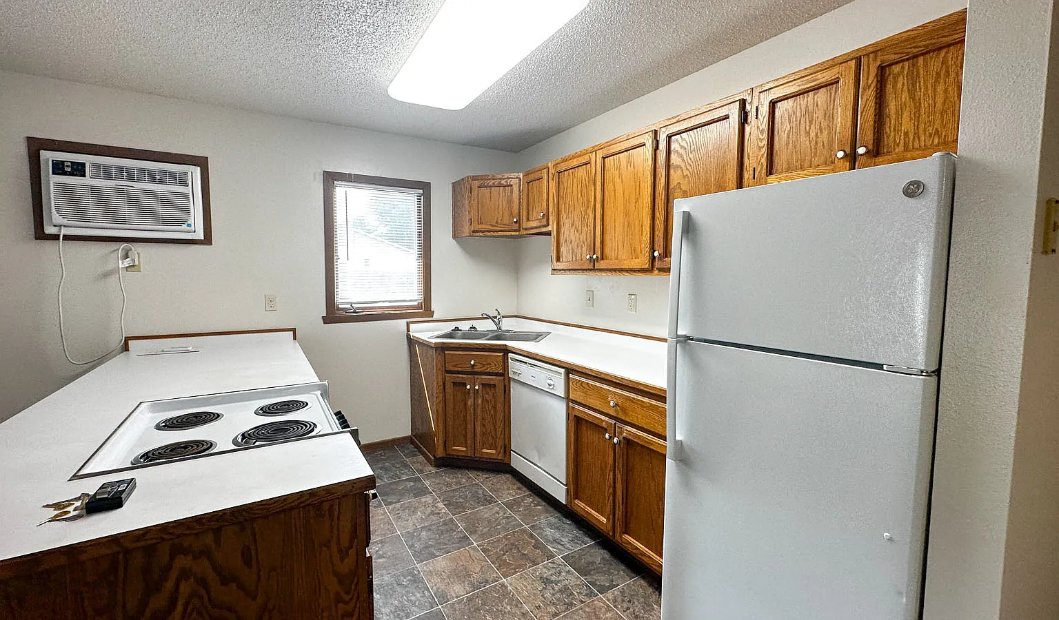 Apartments on 7th — Photo 2