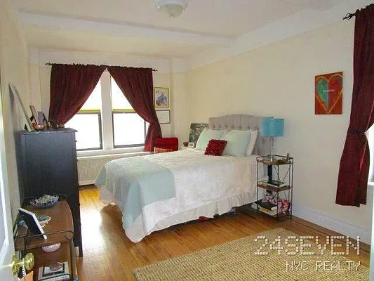Rented by 24 7 NYC Realty Inc. | media 27