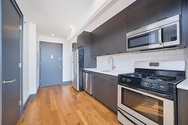 Rented by Living New York | media 22