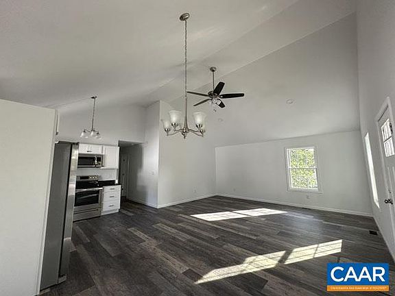 4th image of 1824 Birch Ave
