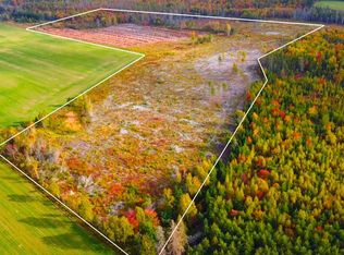 3702 Baldwins Rd, Saint George's Parish, PE C0A 1T0