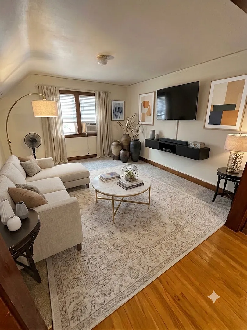 3830 W. Mt. Vernon Ave — Photo 1