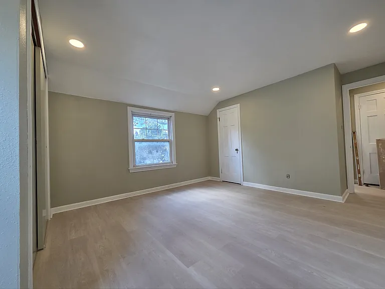 4057 Bushnell Rd — Photo 10