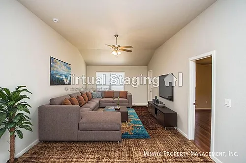 2113 N Jayton Ave #B Photo 1