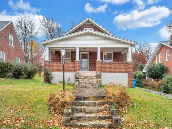 3216 Greenland Ave NW, Roanoke, VA 24012