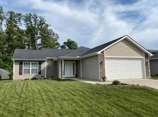 9915 Privet Dr, Fort Wayne, IN 46835
