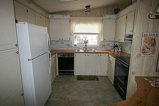 3rd image of 2192 Upper Red Lake Ln