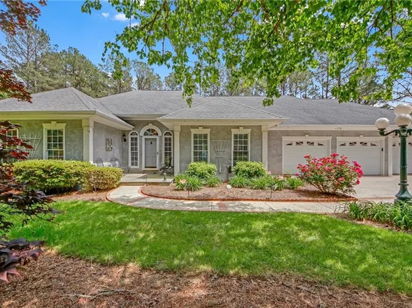 3140 Thoreau Ct, Loganville, GA 30052