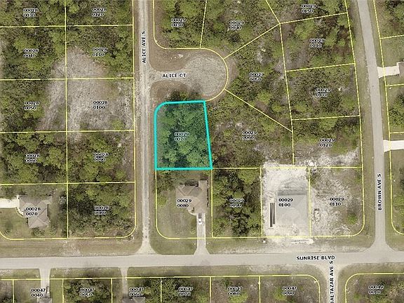 3rd image of 924 Alice Ct
