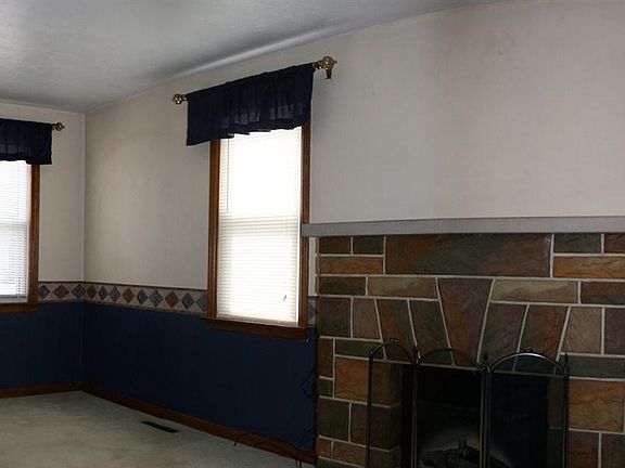 4th image of 1120 W 31st St