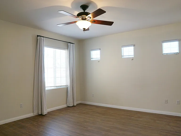 1816 Pintura Cir W — Photo 18