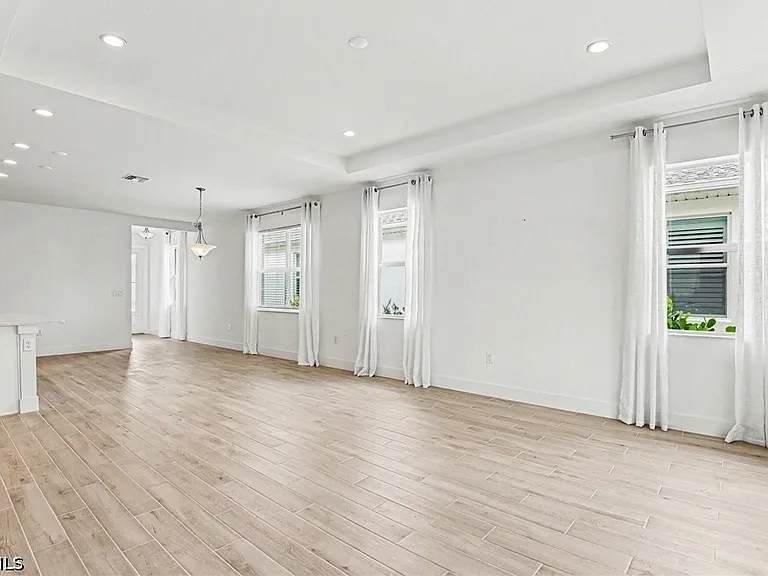 44283 Panther Dr — Photo 6