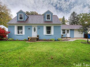 1035 Vos St, Jenison, MI 49428