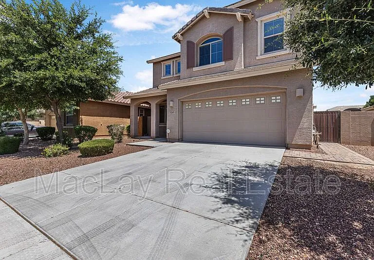 3263 S Miller Dr — Photo 2