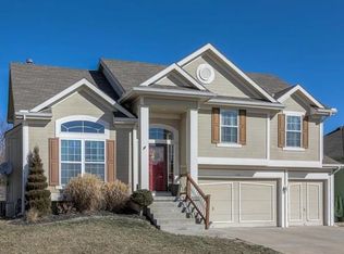1116 NW 57th Ter, Kansas City, MO 64118