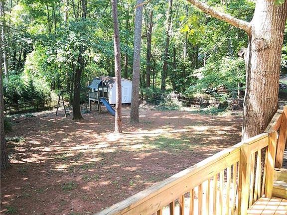 5th image of 632 Cordun Ct W
