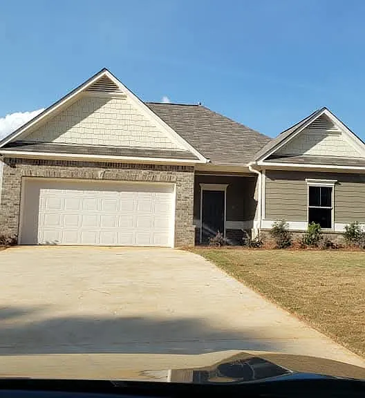 507 Fairway Dr SW — Photo 1