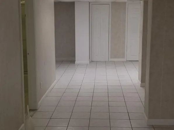 (undisclosed Address), Fresh Meadows, NY 11366