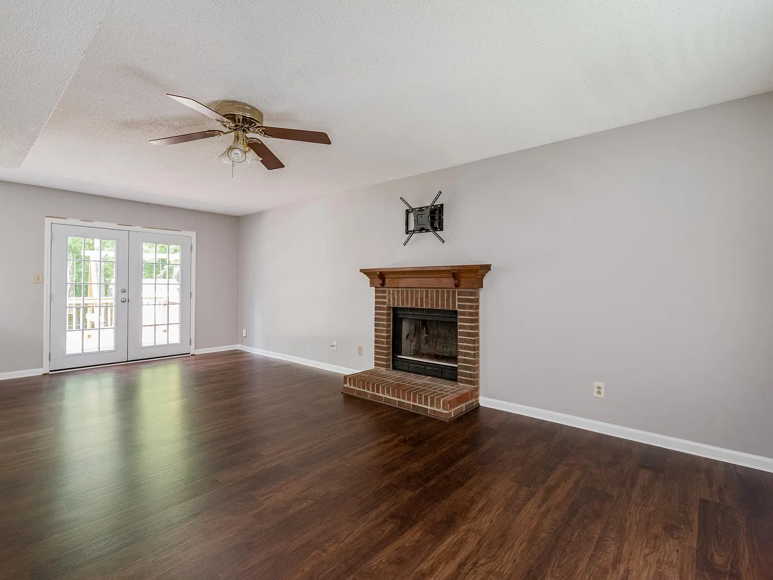 3 bed, 1658 sqft, $2,150 — Photo 2