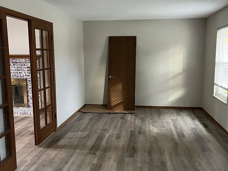 128 White Pine Ave — Photo 8