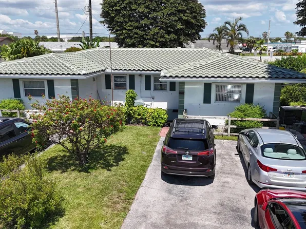 2597 NE 2nd Avenue, Boca Raton, FL 33431