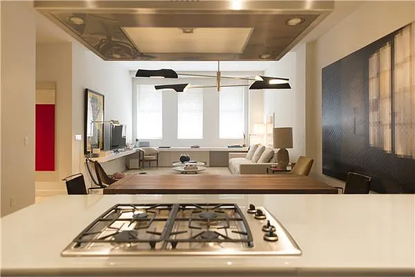Sold by R New York | media 15