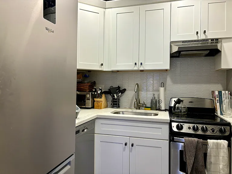 426 Marlborough St #5 — Photo 3