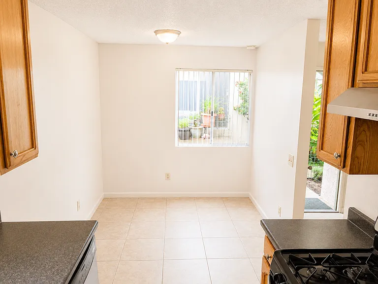 1829 Hornblend St #B — Photo 5