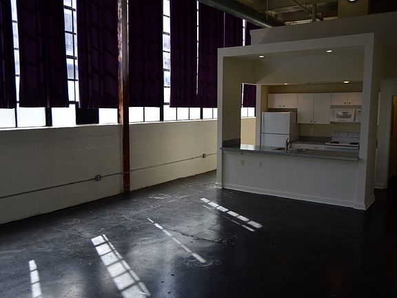 2nd image of 1021 N Hancock St APT 18