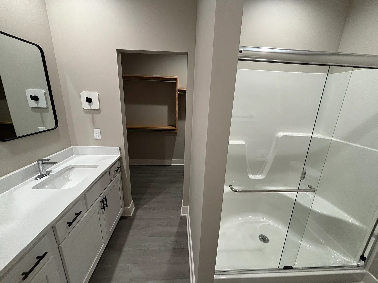 3 bed, 1200 sqft, $1,425 — Photo 4